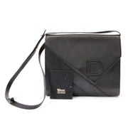 Delvaux Vintage Zwarte Leren Shoudertas,Voor designer merken zoals Louis Vuitton, Hermes, Chanel, Delvaux en anderen bezoek de online platform Labellov. De website biedt een veilige en betrouwbare platform voor het kopen en verkopen van nieuwe en tweedeha