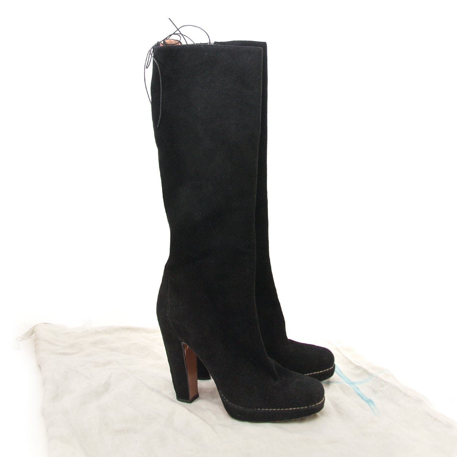 alaïa suede lace-up knee boots now for sale at labellov vintage fashion webshop belgium