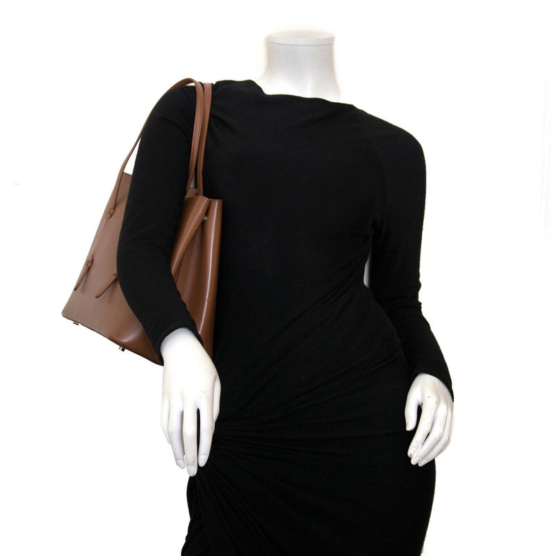 alaïa brown leather tote now for sale at labellov vintage fashion webshop belgium
