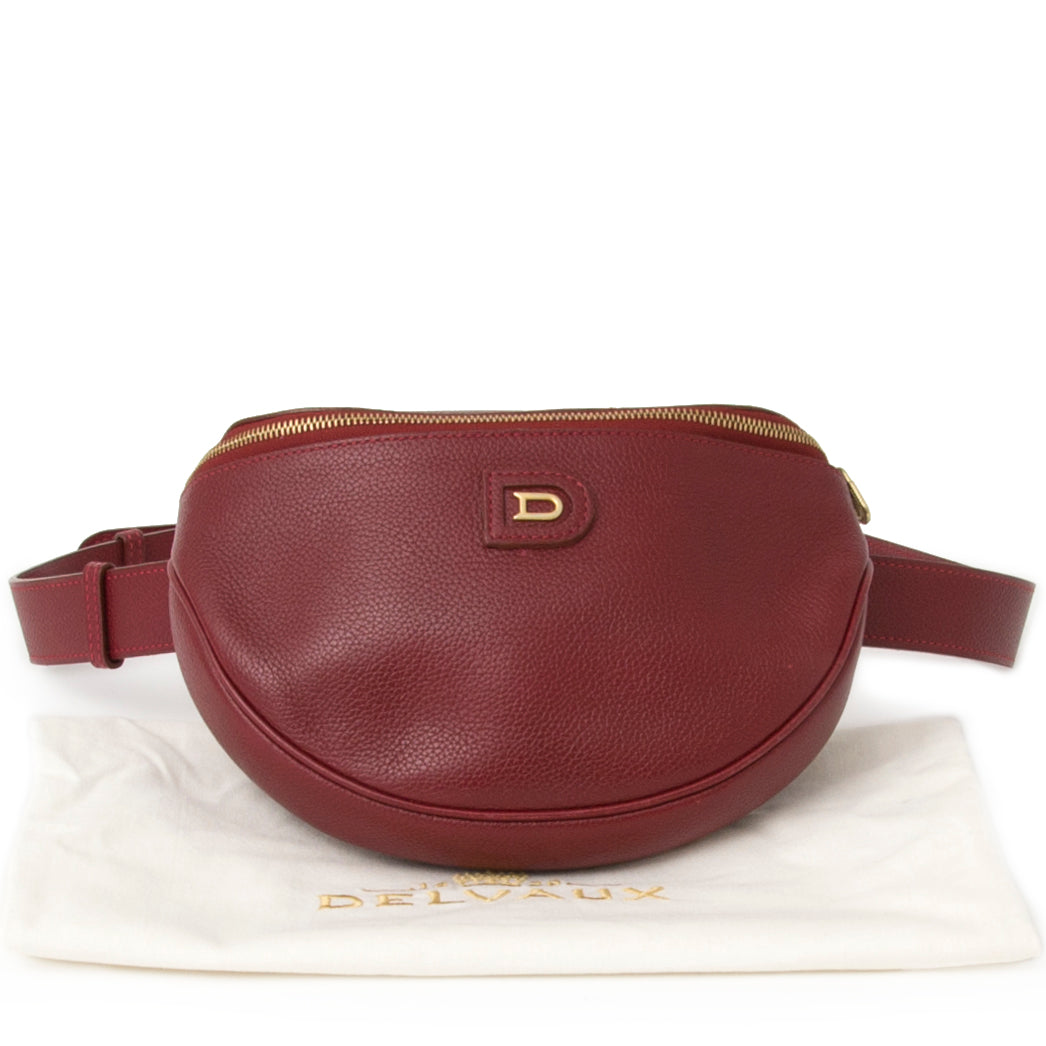Vintage Delvaux Dark Red Belt Bag. Best price like new. Acheter en linge pour le meilleur prix