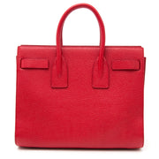 Vintage Saint Laurent small Sac De Jour in lipstick red for the best price at Labellov webshop. Safe and secure online shopping with 100% authenticity. Vintage Saint Laurent petit Sac De Jour en rouge à lèvres pour le meilleur prix.