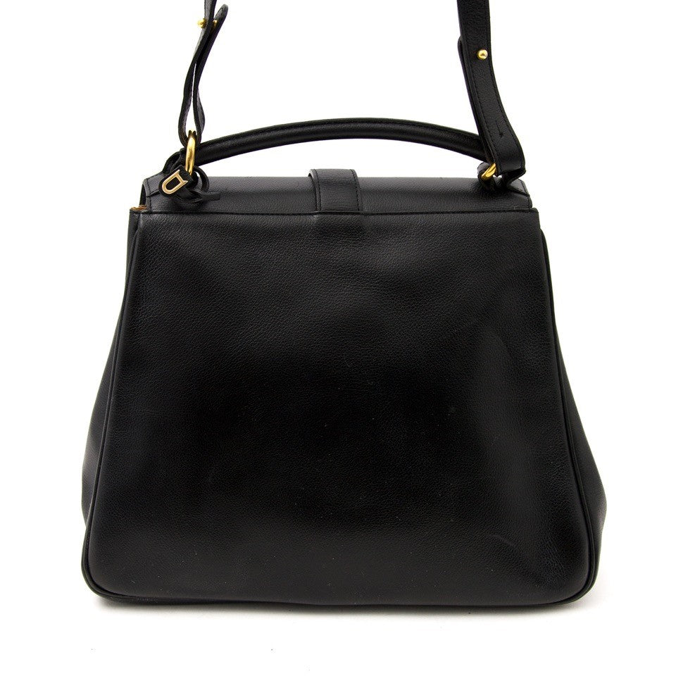 Vintage Delvaux Jumping bag for the best price at Labellov webshop. Safe and secure online shopping with 100% authenticity. Vintage Delvaux Jumping sac à epaule pour le meilleur prix.