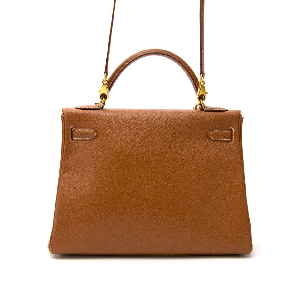 Vintage Hermès Kelly bag for the best price at Labellov webshop. Safe and secure online shopping with 100% authenticity. Vintage Hermès Kelly bag pour le meilleur prix.