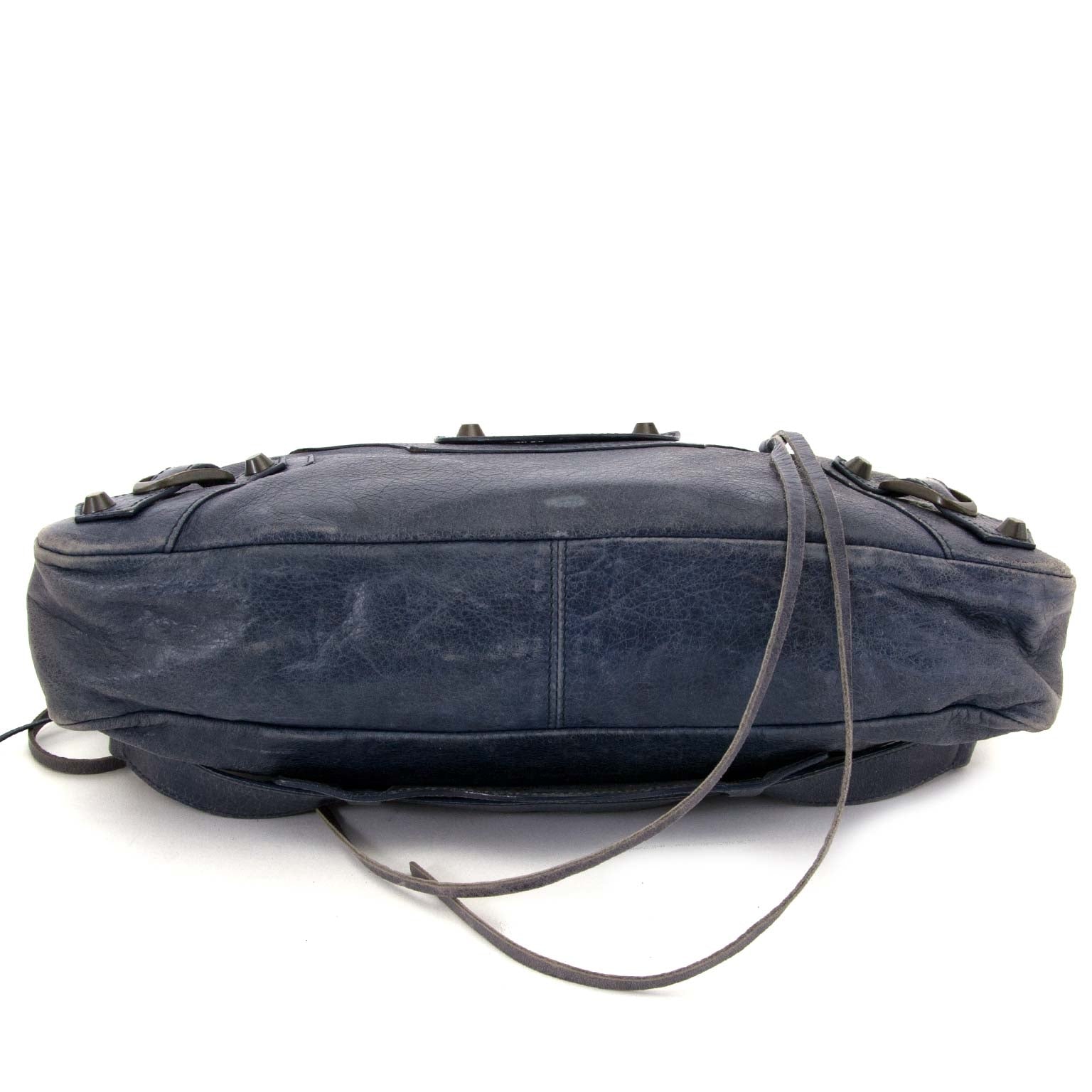 koop veilig online Balenciaga Blue Leather Classic First Bag bij labellov antwerpen aan de beste prijs