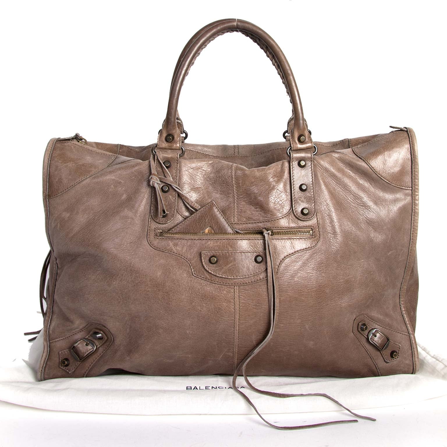 Are you looking for an authentic Balenciaga Weekender Seigle Agneau Leather Bag?