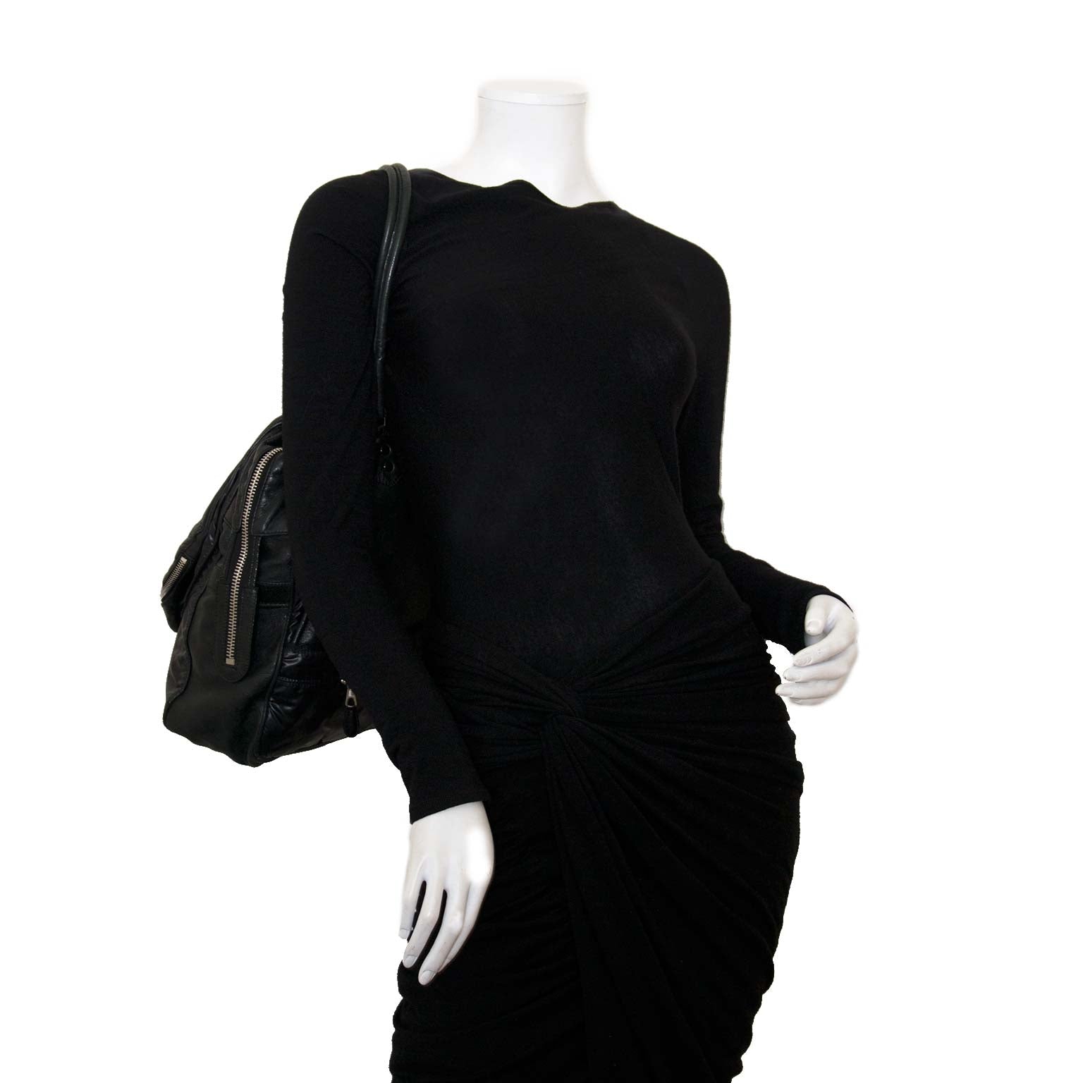 Koop authentieke Balenciaga leder en nylon tas bij labellov vintage mode webshop