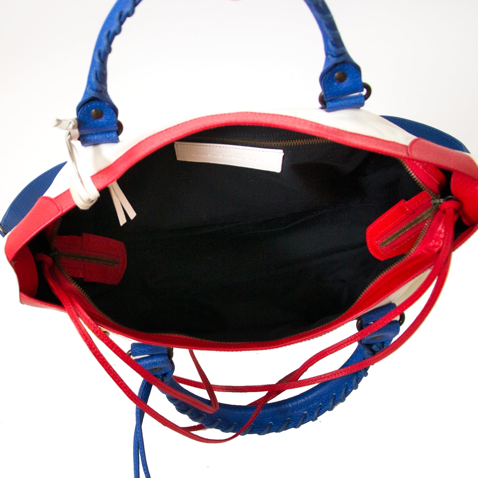 Veilig online shoppen bij labellov vintage mode webshop met balenciaga city tassen