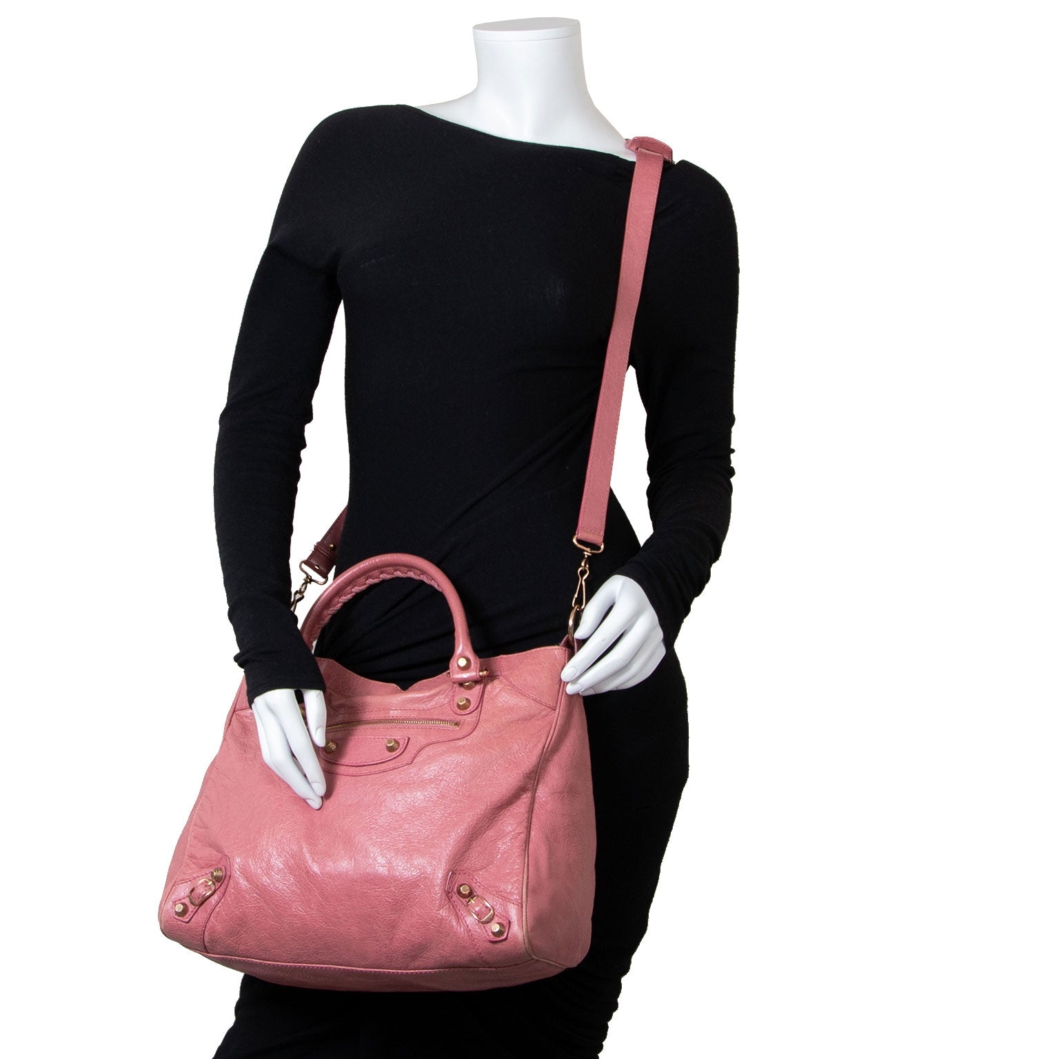Are you looking for an authentic Balenciaga Rose Velo Bag? Buy safe and secur at Labellov