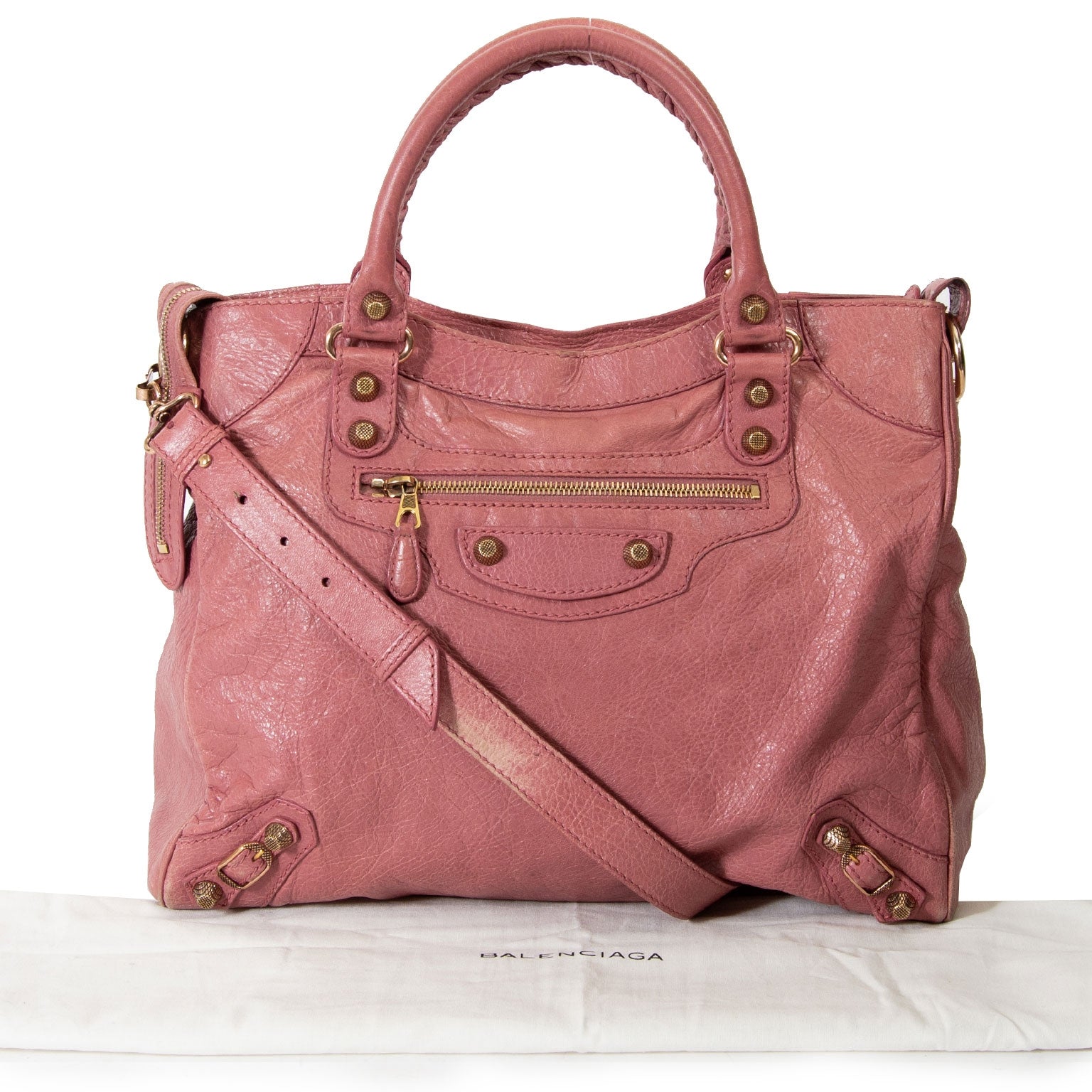 We buy and sell your authentic designer bags online at Labellov