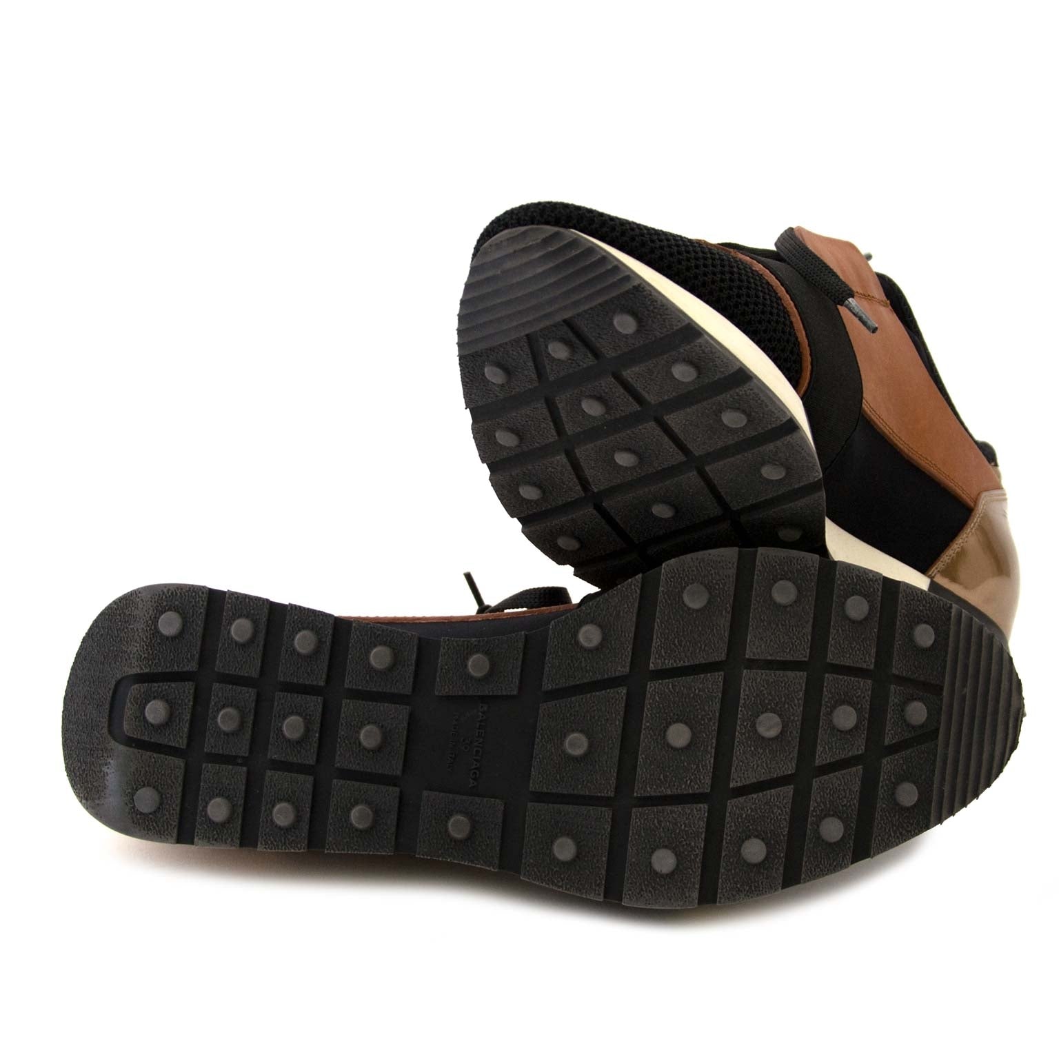 balenciaga race runner black and brown now for sale at labellov vintage fashion webshop belgium