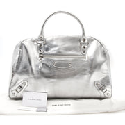 Koop uw authentieke Balenciaga Silver Bowling MM aan de beste prijs bij Labellov