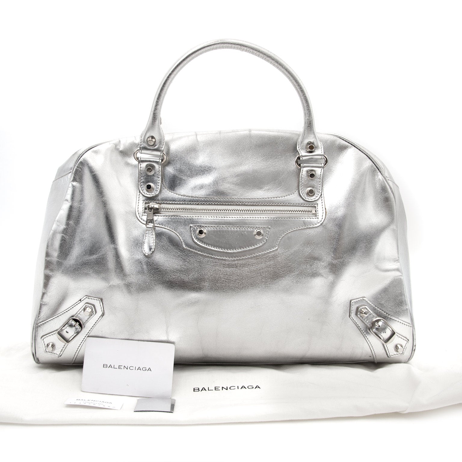 Koop uw authentieke Balenciaga Silver Bowling MM aan de beste prijs bij Labellov
