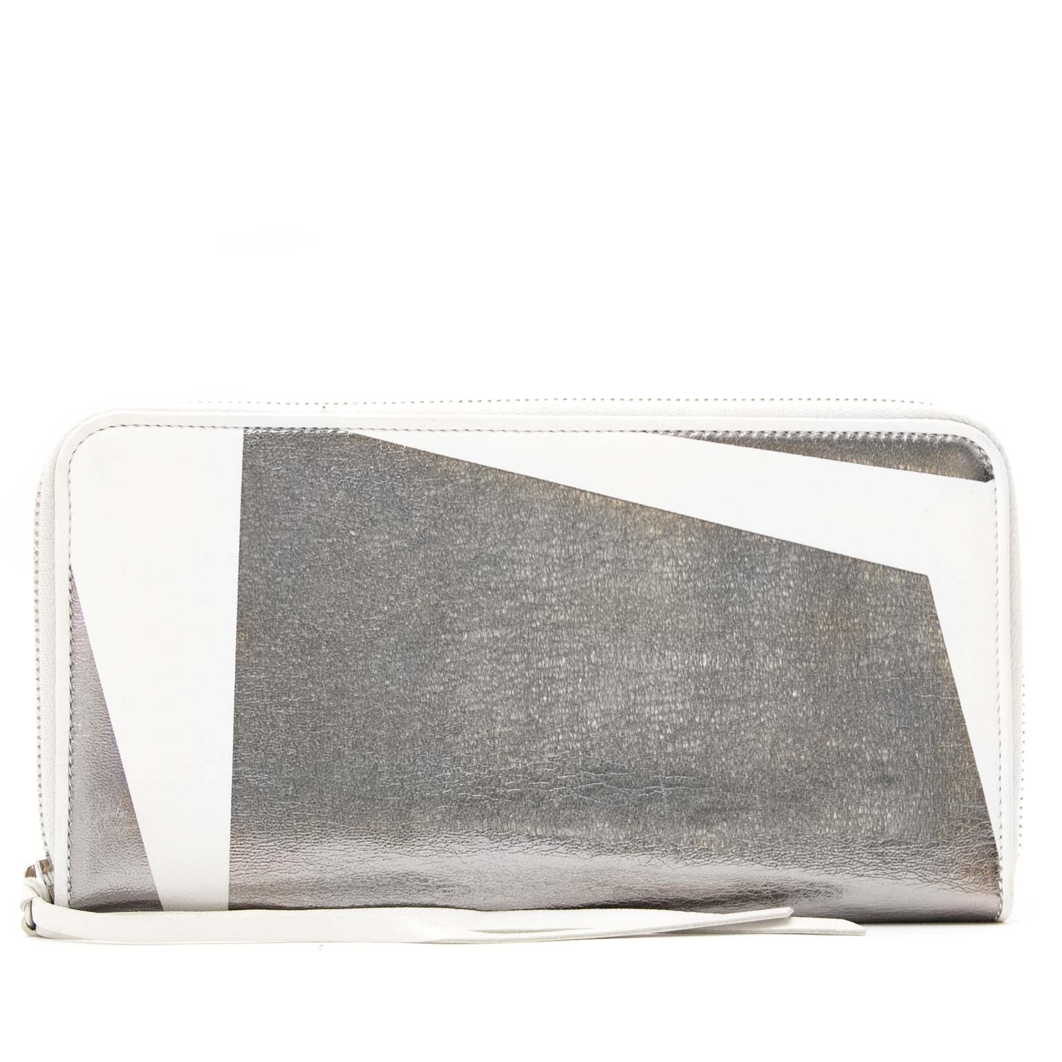 balenciaga metallic zip around wallet now for sale at labellov vintage fashion webshop belgium