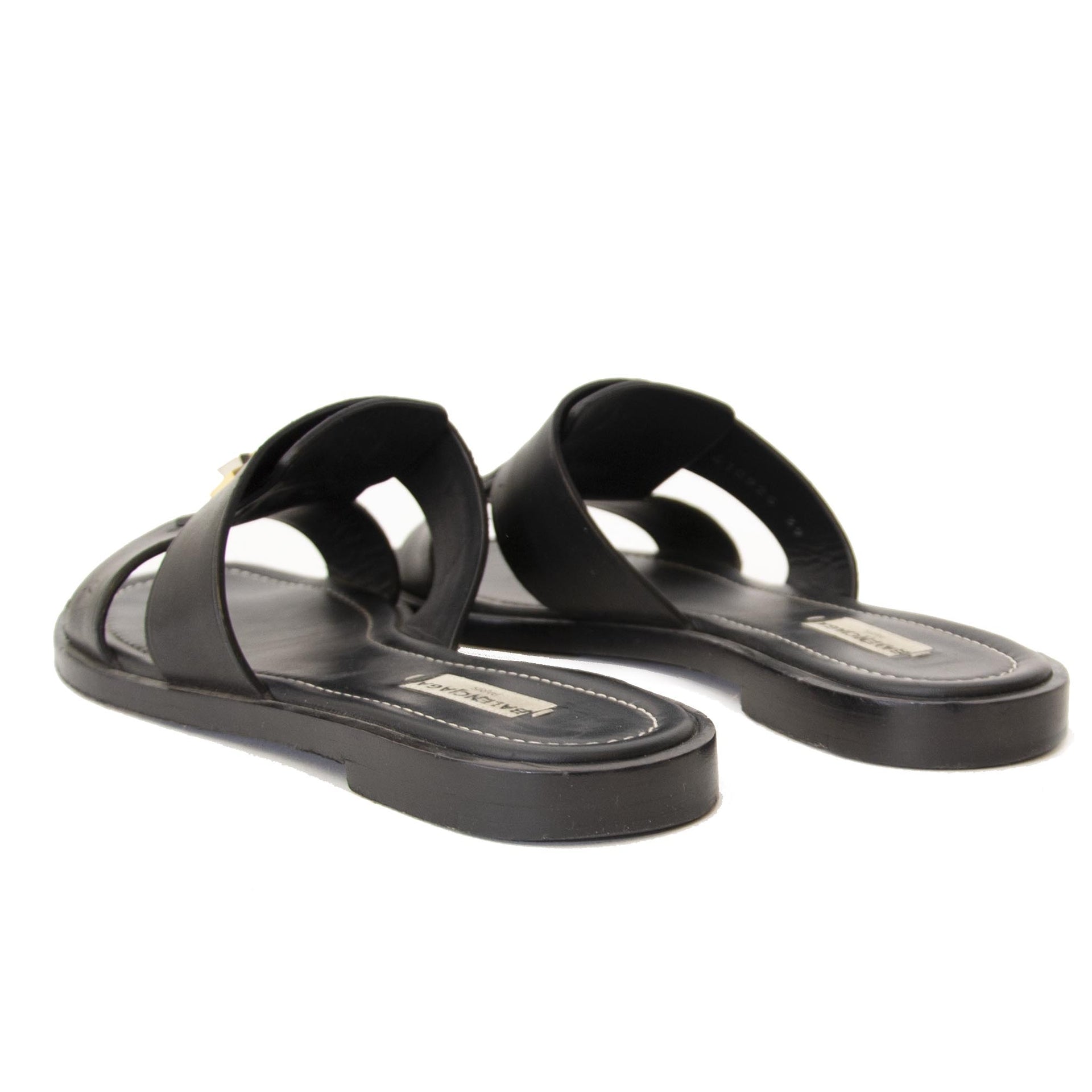 Buy authentic secondhand Balenciaga leather slippers at the right prices at labellov