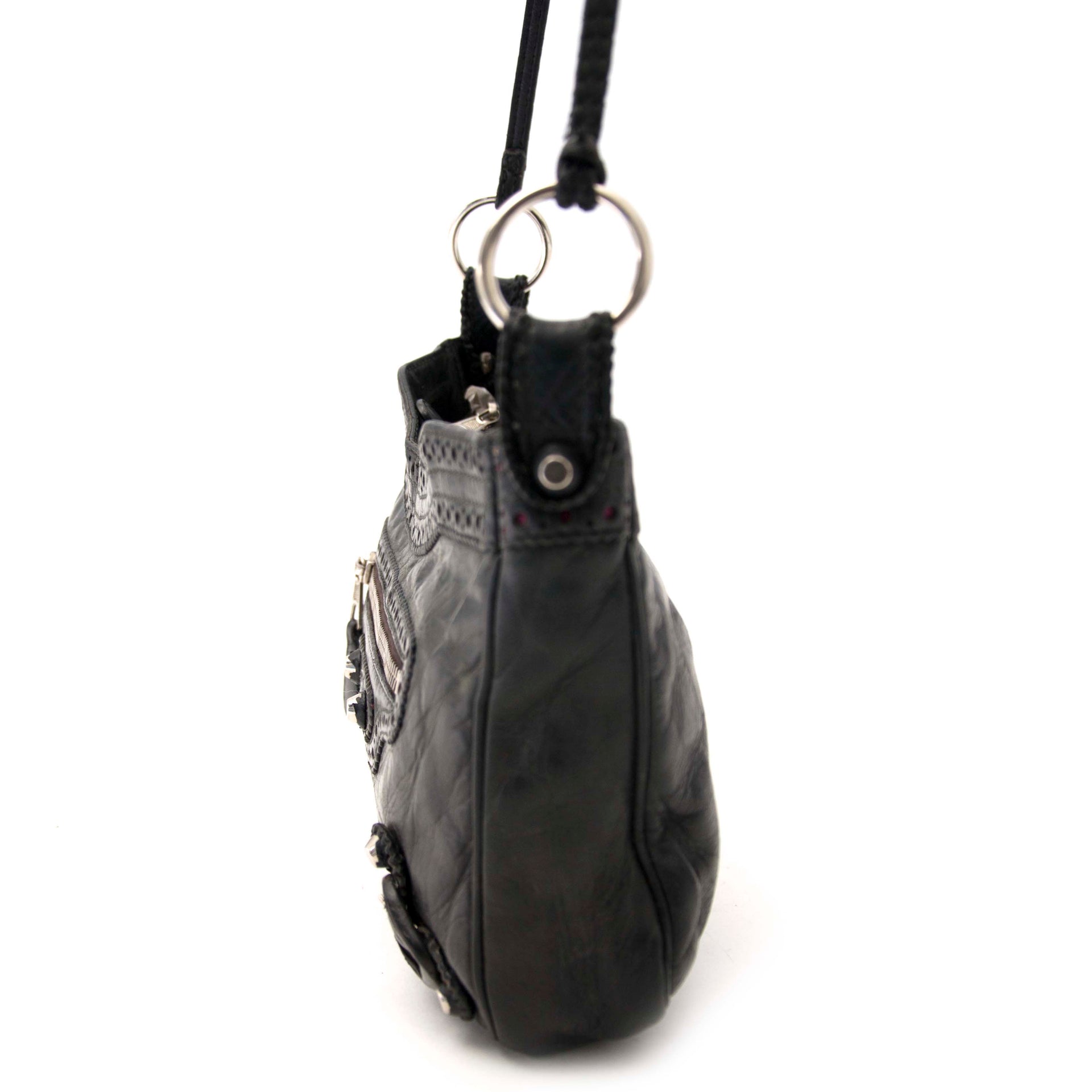 koop uw balenciaga tas bij labellov.com tegen de beste prijs