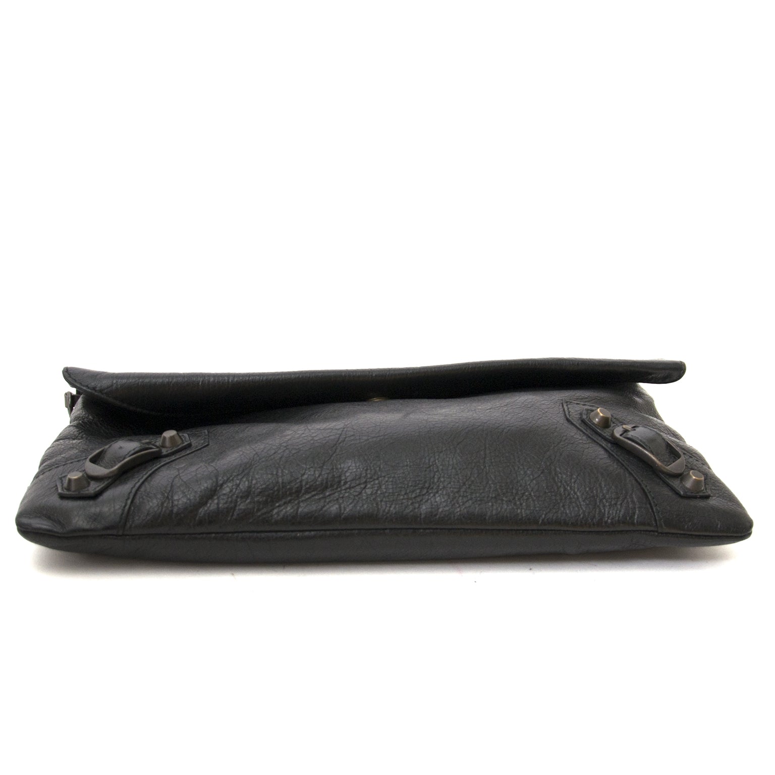 Koop en verkoop uw authentieke designer handtassen en accessoires online