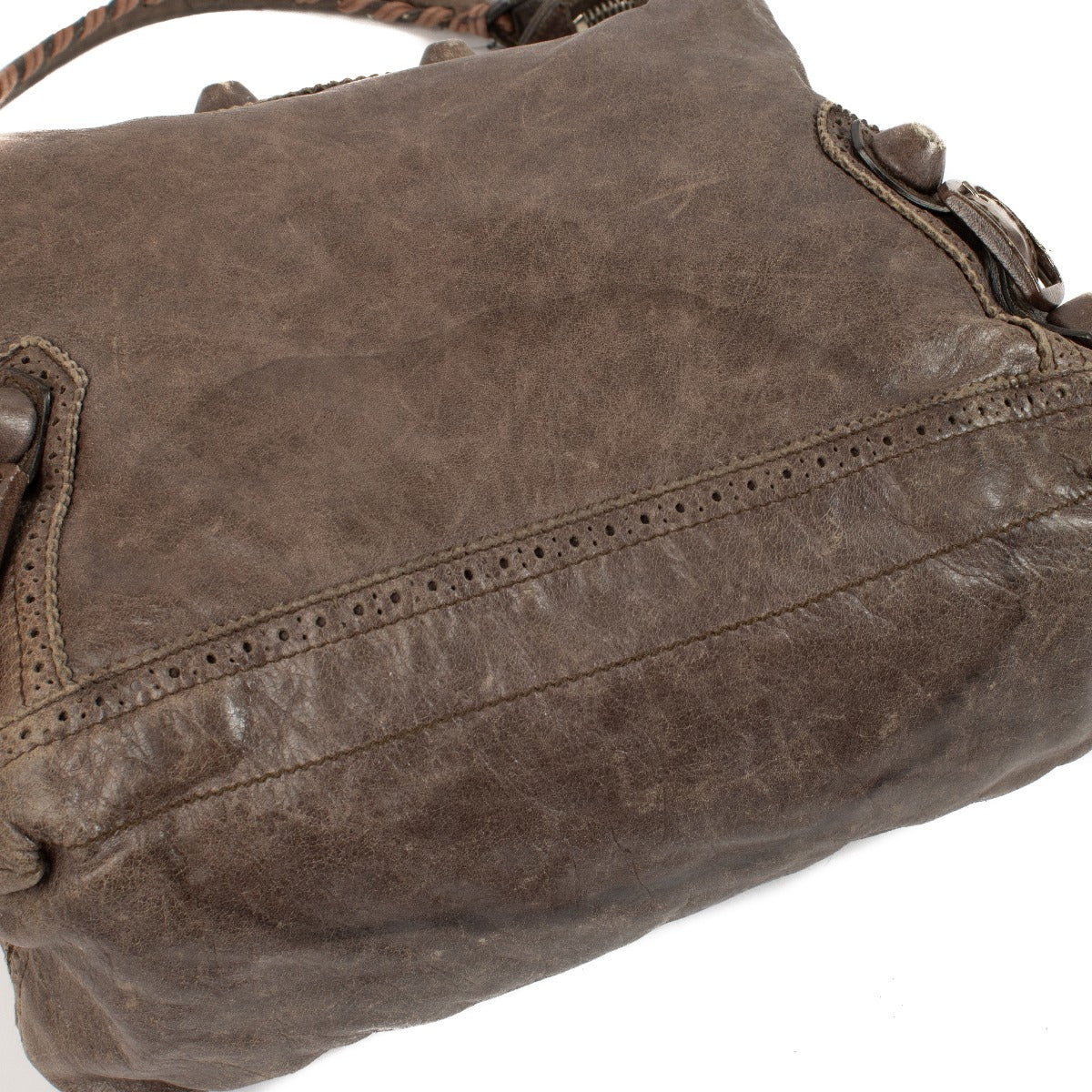 Shop 100% authentic secondhand Balenciaga Brown Brogue Day Shoulder Bag on Labellov.com