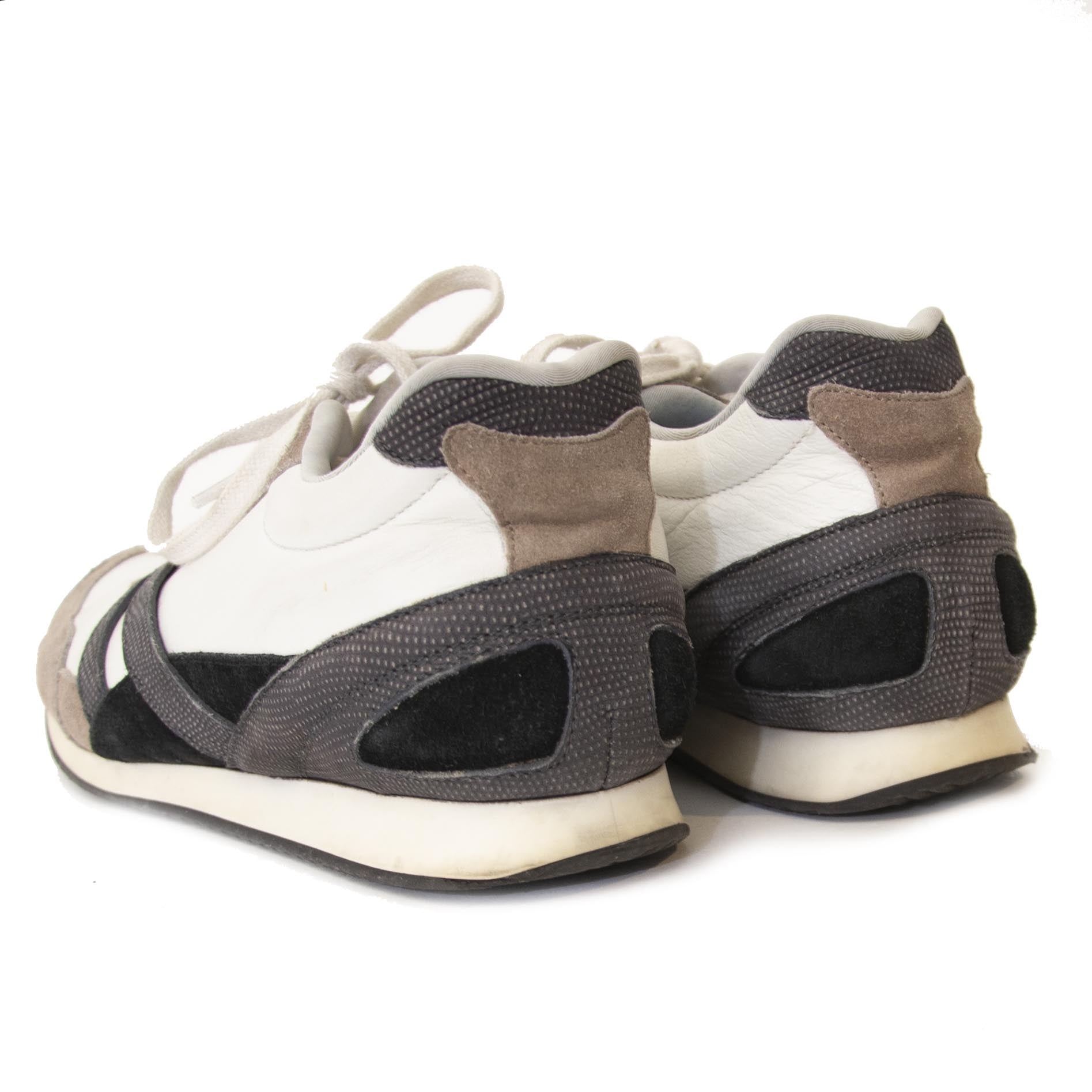 Tweedehands Balenciaga sneakers bij Labellov. Veilig online winkelen