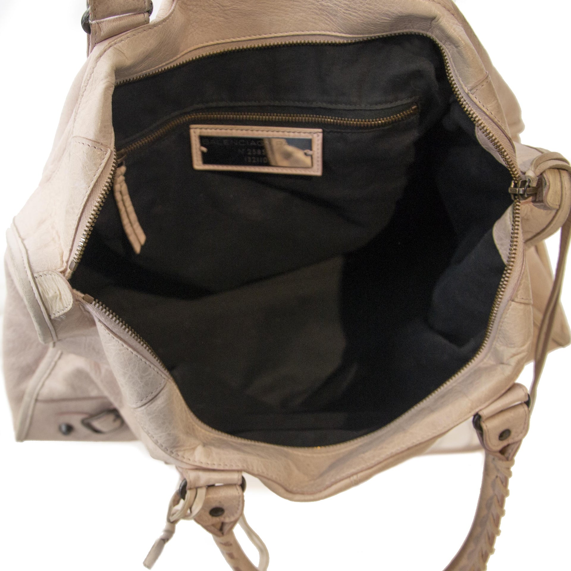 Achetez secur en ligne votre sac Balenciaga Blush Pink Work Bag pour le meilleur prix chez Labellov à Anvers