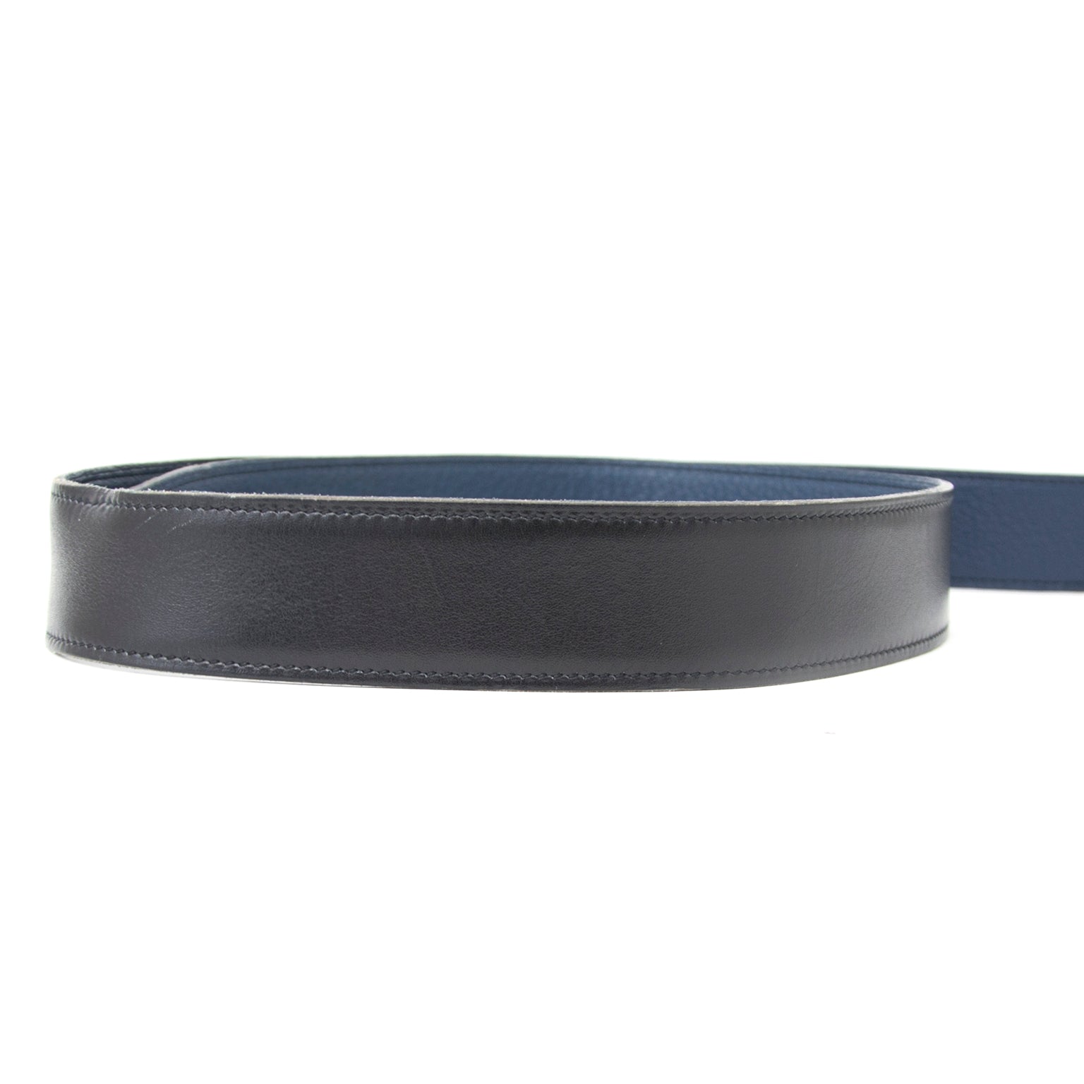 koop veilig online aan de best prijs Hermès Reversible Blue Black Belt at the best price online webshop labellov.Com