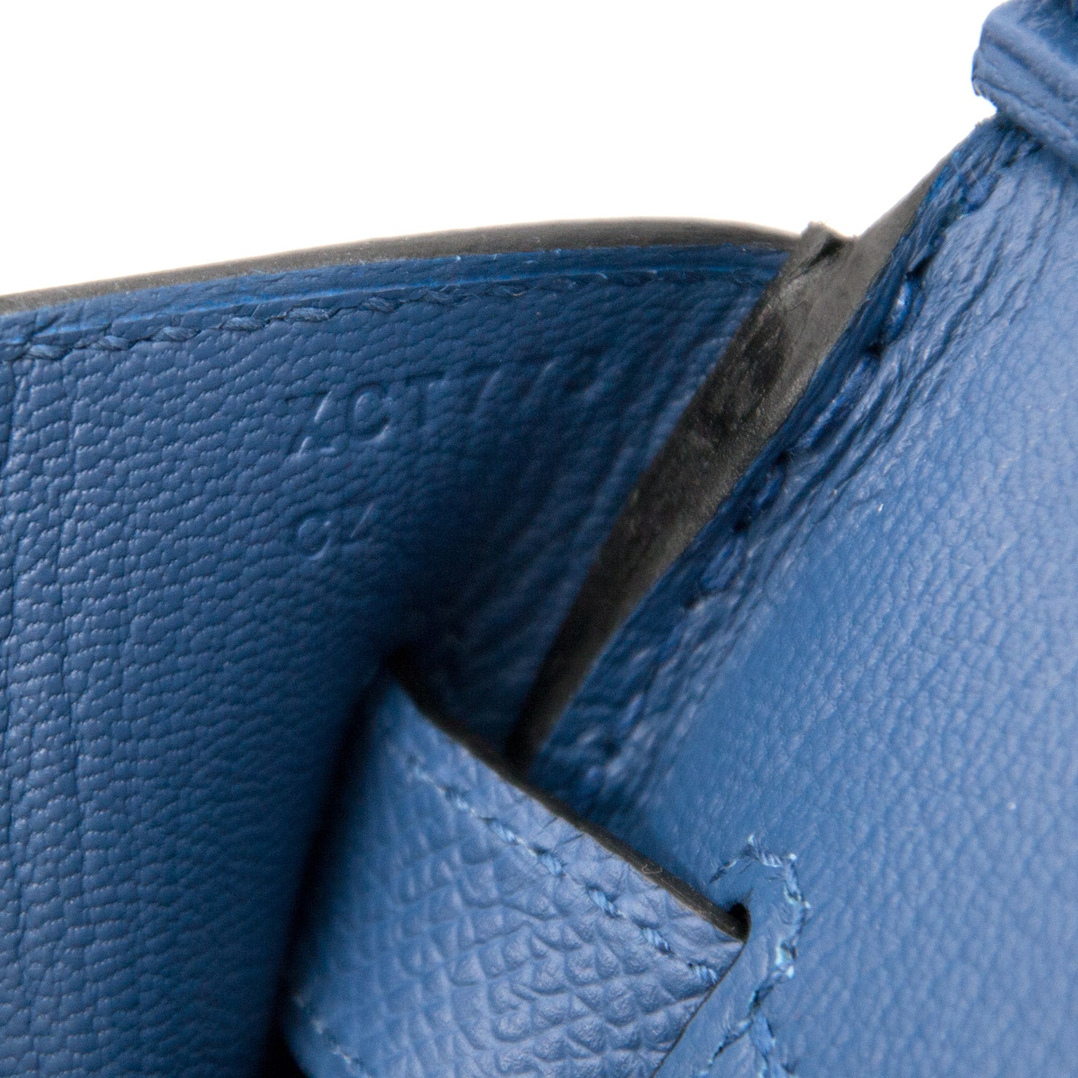 Straigt from the store delivered to your house: Hermès Birkin 30 Bleu Agathe GHW