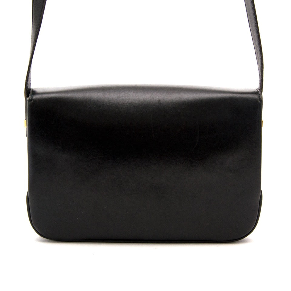 Celine Black Box Shoulder Bag kopen en verkopen, veilig en gemakkelijk online