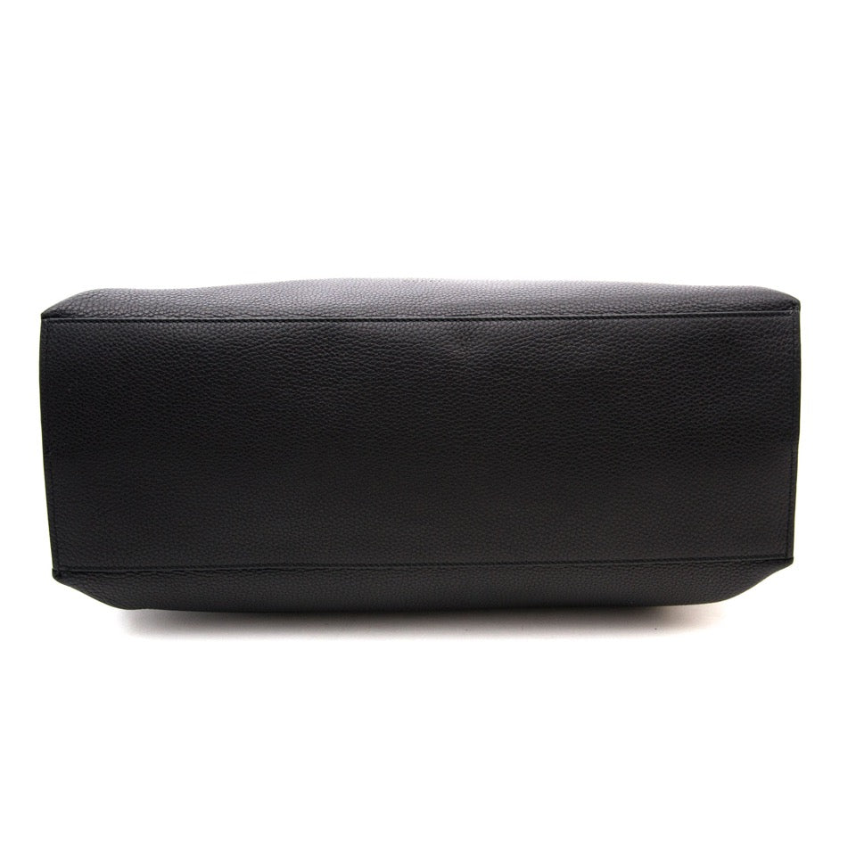 Op zoek naar een designer handtas? Gucci Bamboo Daily Leather Top Handle Bag aan de beste prijs.