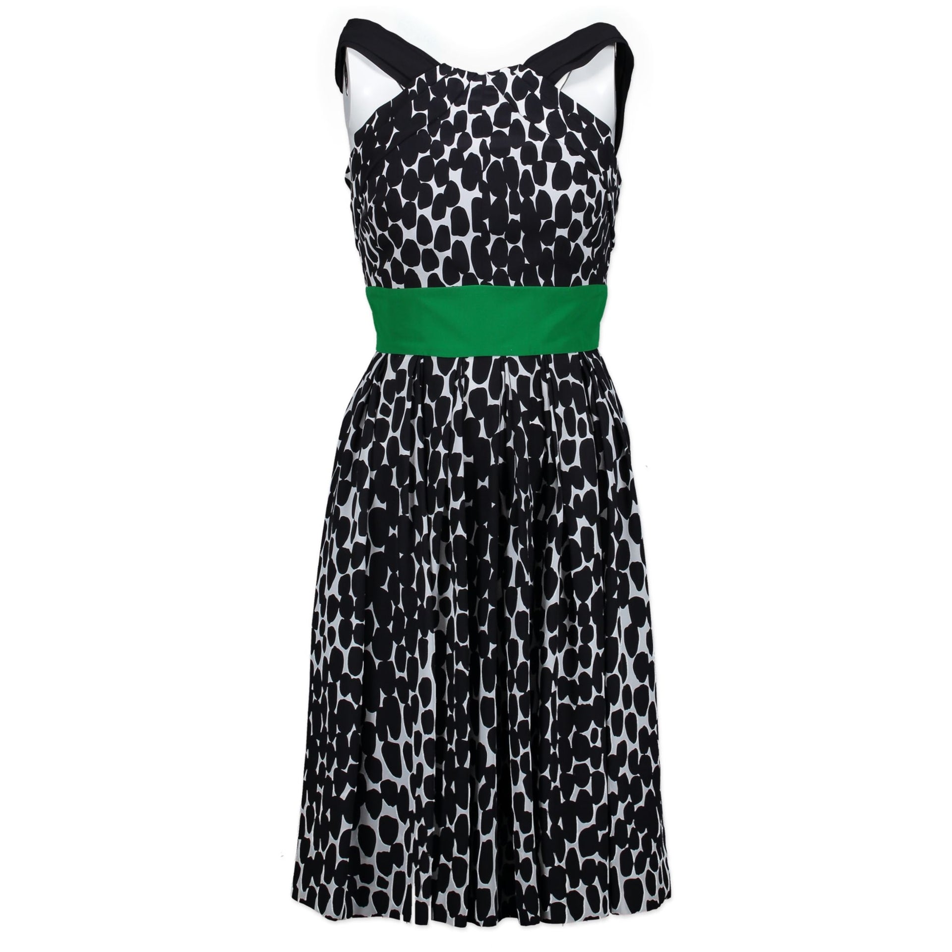 Buy authentic secondhand designer Gucci dress at the right price at Labellov designer vintage. Safe and secure shopping.