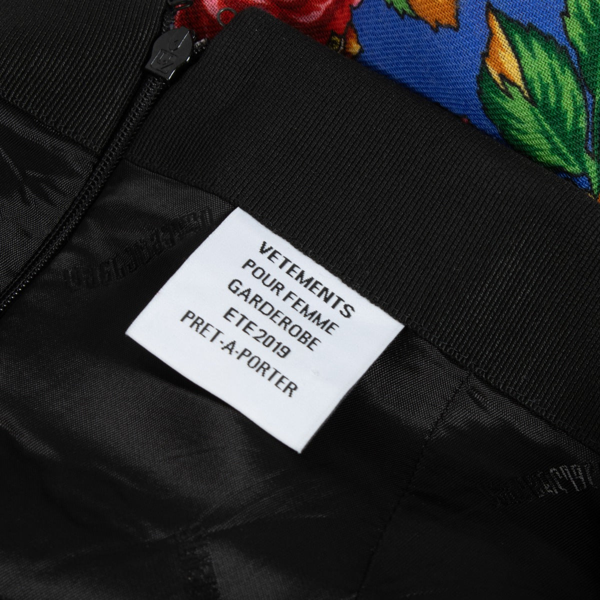 Jupe mi-longue Vetements été 2019 motif foulard - Taille S