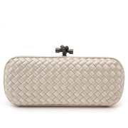koop veilig online jouw tweedehands Bottega Veneta Satin Intreccio Impero Ayers Stretch Knot Grey Clutch