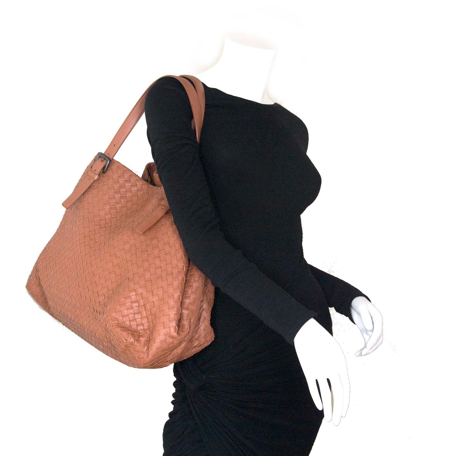 Bottega Veneta Brown Intrecciato Nappa Large Cesta Bag for the best price available at Labellov secondhand luxury