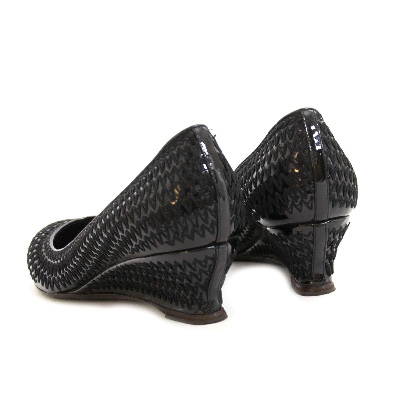 Bottega Veneta Embroidered Patent Leather Wedges te koop