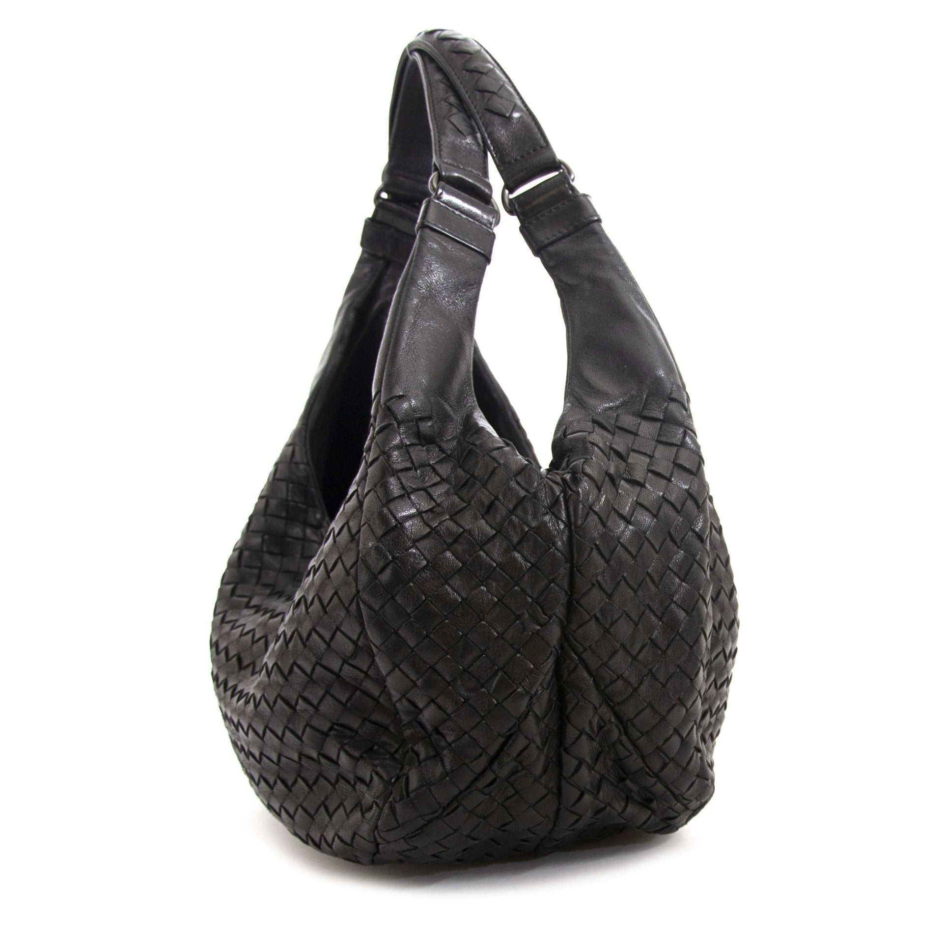 Bottega Veneta Black Intrecciato Nappa Shoulder Bag now for sale at labellov vintage fashion webshop belgium