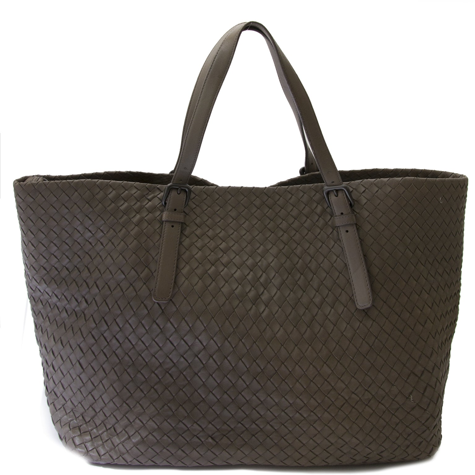 bottega veneta intrecciato nappa large cesta bag now for sale at labellov vintage fashion webshop belgium