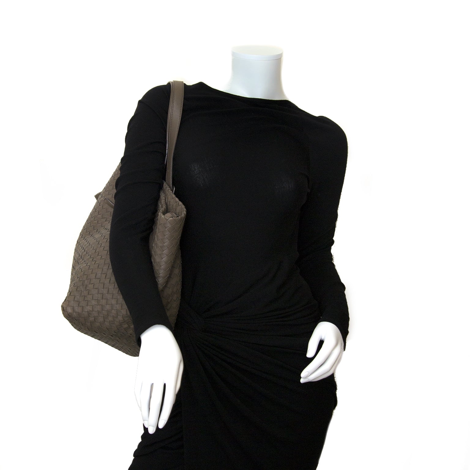bottega veneta intrecciato nappa large cesta bag now for sale at labellov vintage fashion webshop belgium