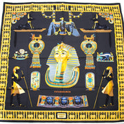 Vintage Hermès Carré de soie Tutankhamun scarf for the best price at Labellov webshop. Safe and secure online shopping with 100% authenticity. Vintage Hermès Carré de soie Tutankhamun foulard pour le meilleur prix.