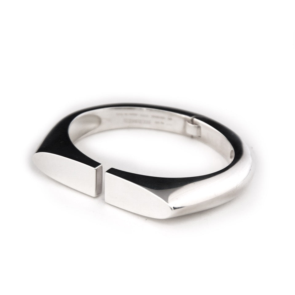 Hermès Chaîne d'Ancre Initiale Silver Bracelet on sale for the best price online