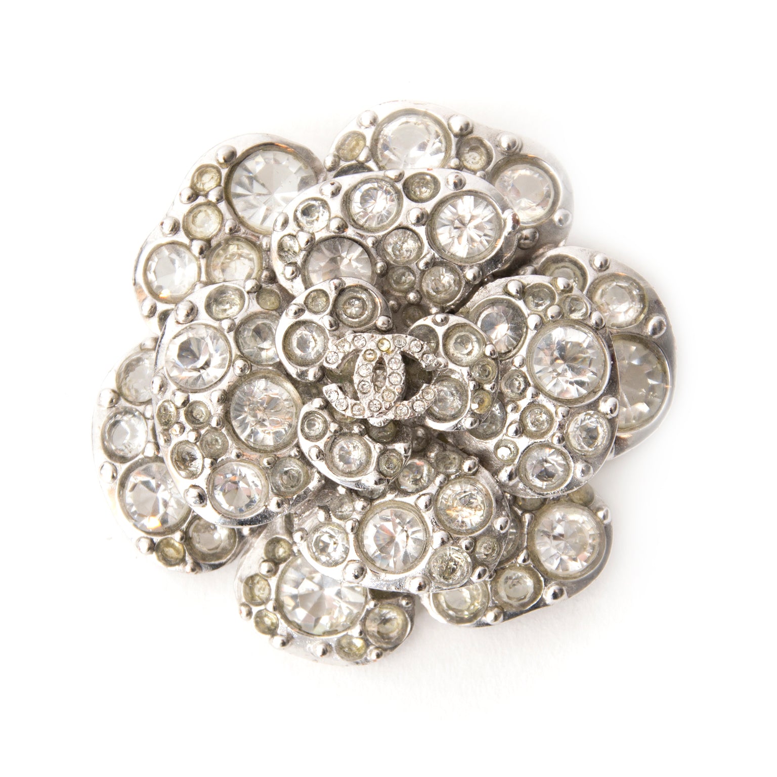 Chanel Flower Brooch buy safe online secondhand at the best price secondhand designer Chanel Flower Brooch