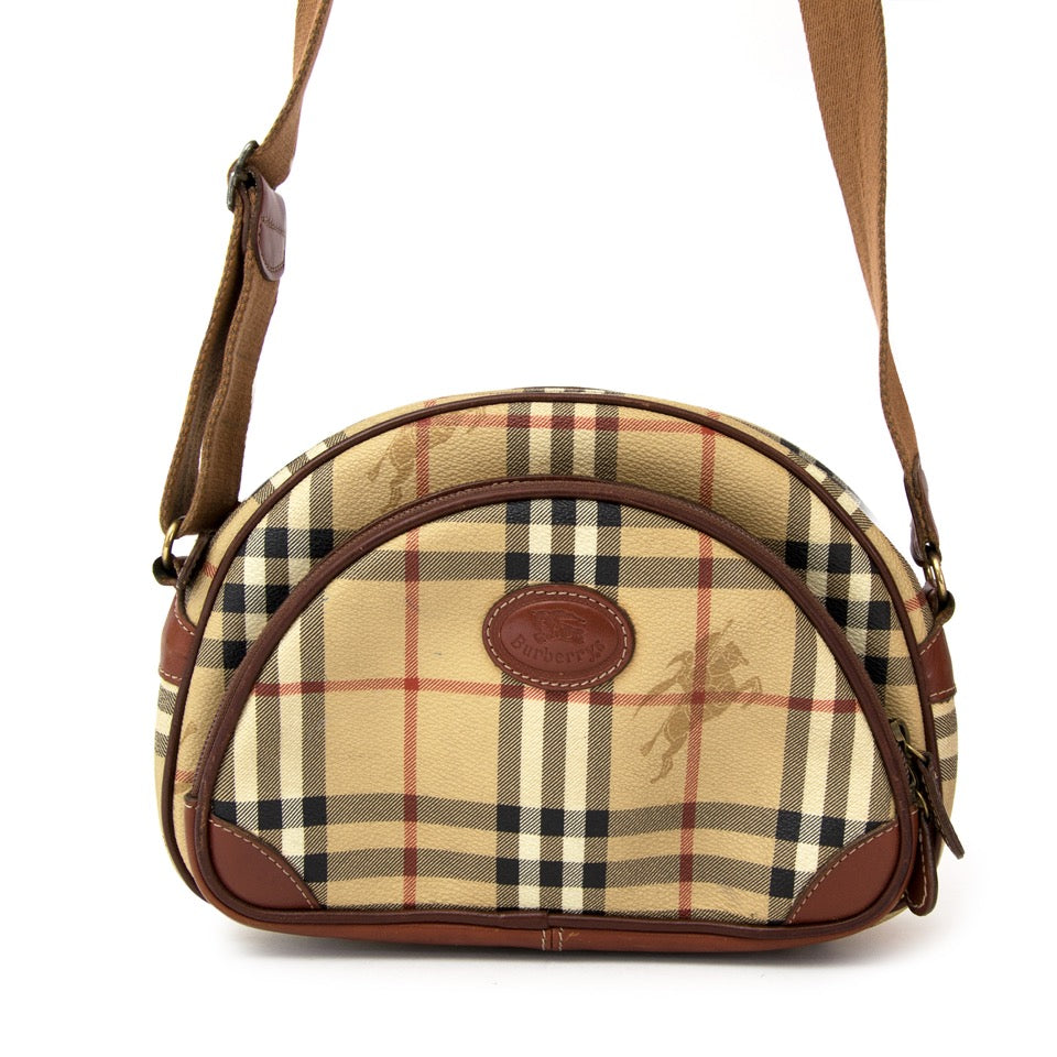Authentieke tweedehands Burberry handtas juiste prijs veilig online winkelen Labellov webshop luxe merken winkelen Antwerpen België mode fashion