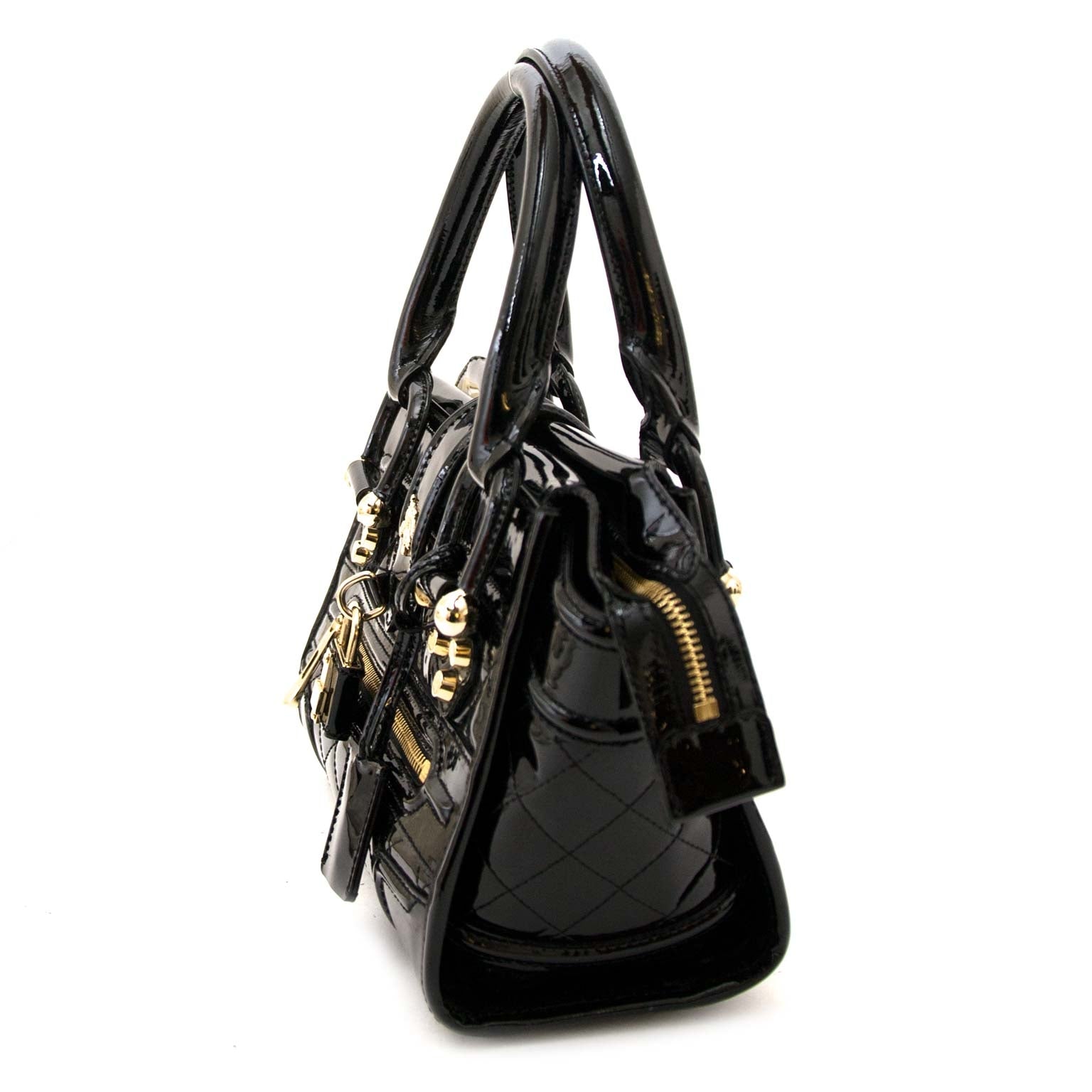 achetez Burberry Black Patent Leather Handbag pour le meilleur prix sur labellov.com
