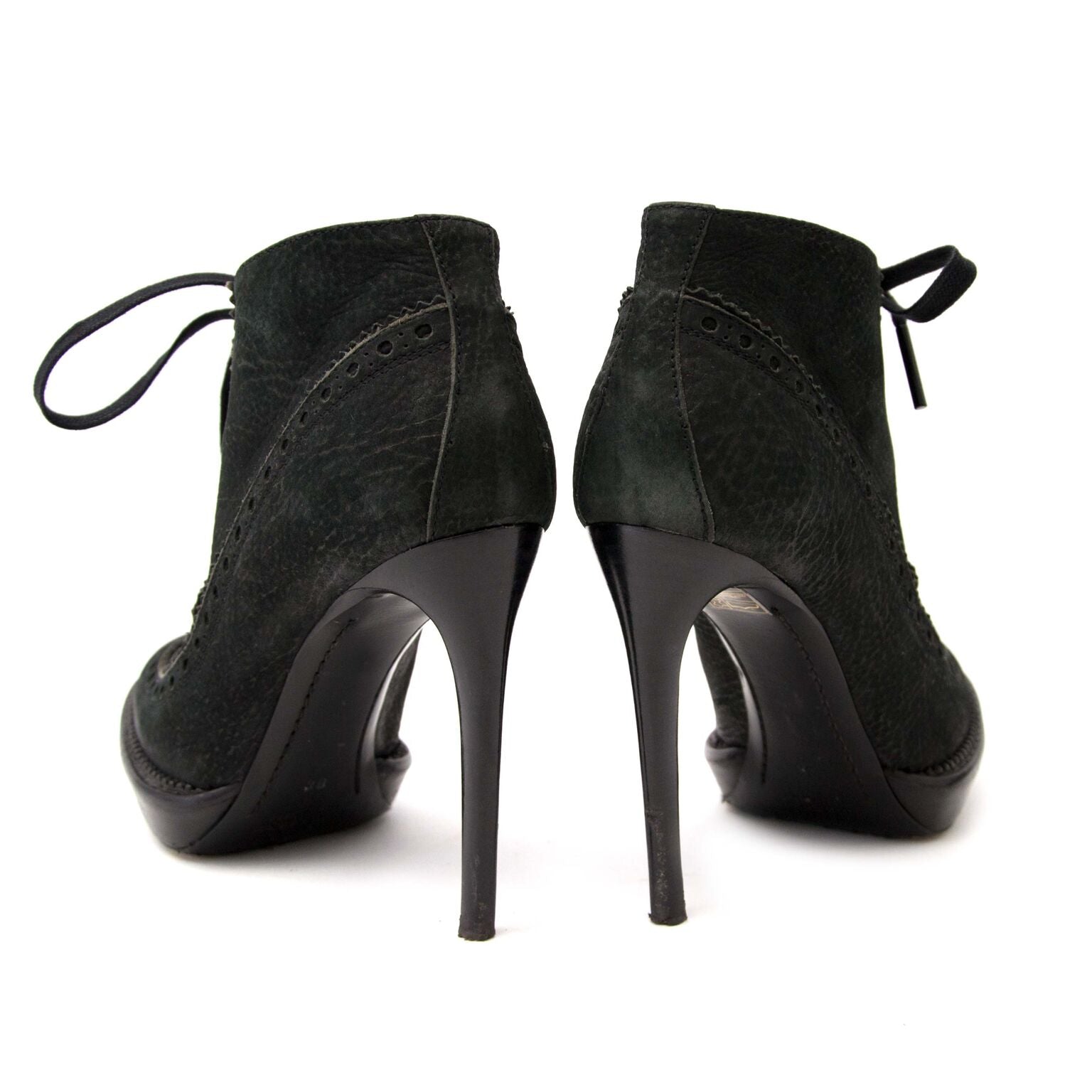 Achetez votre bottes de Burberry chez labellov.com