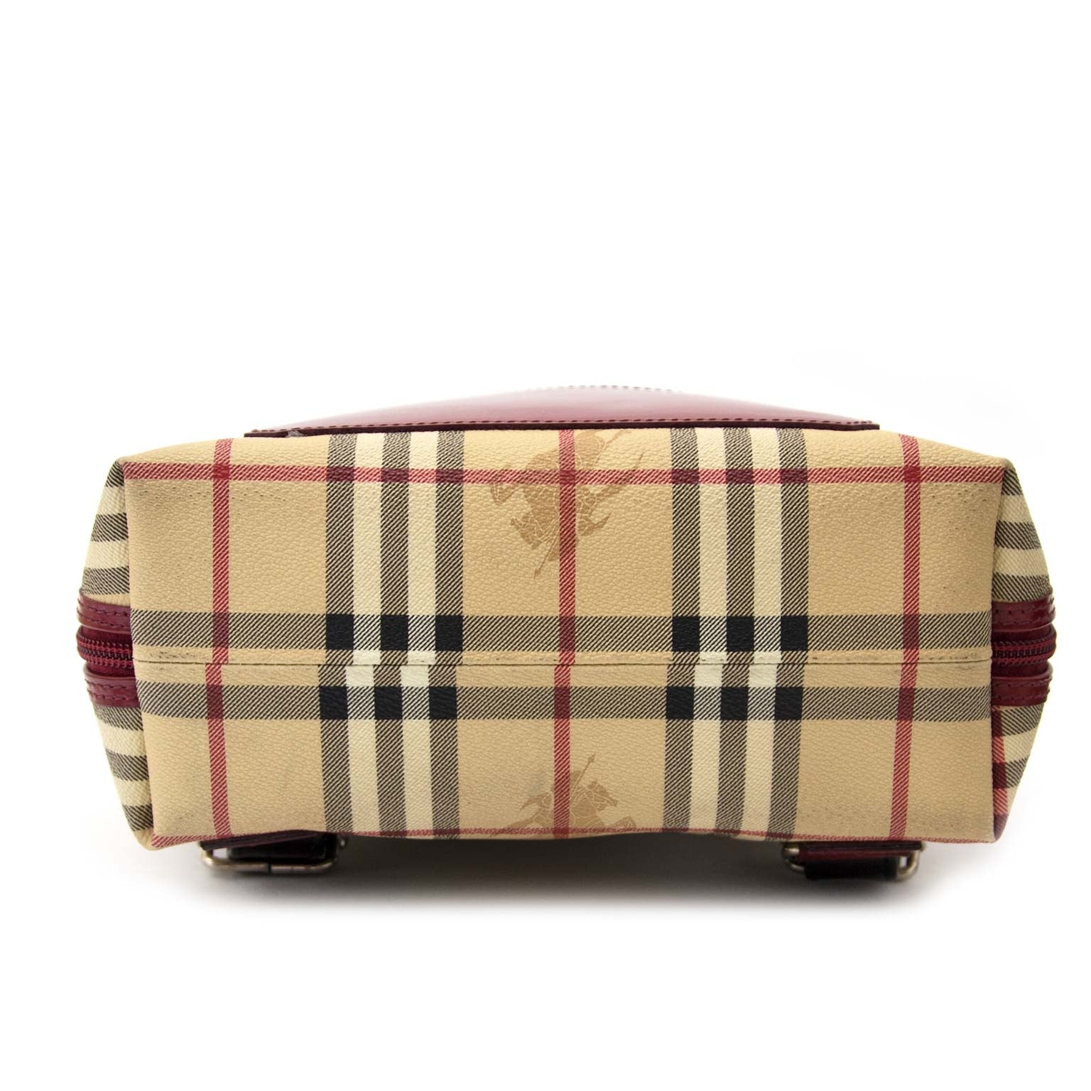 Buy secondhand designer Backpack at the right price at Labellov in Antwerp.