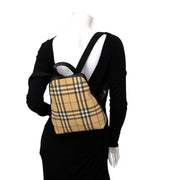 achetez maintenant en ligne votre secondmain Burberry Nova Check Backpack chez labellov.com