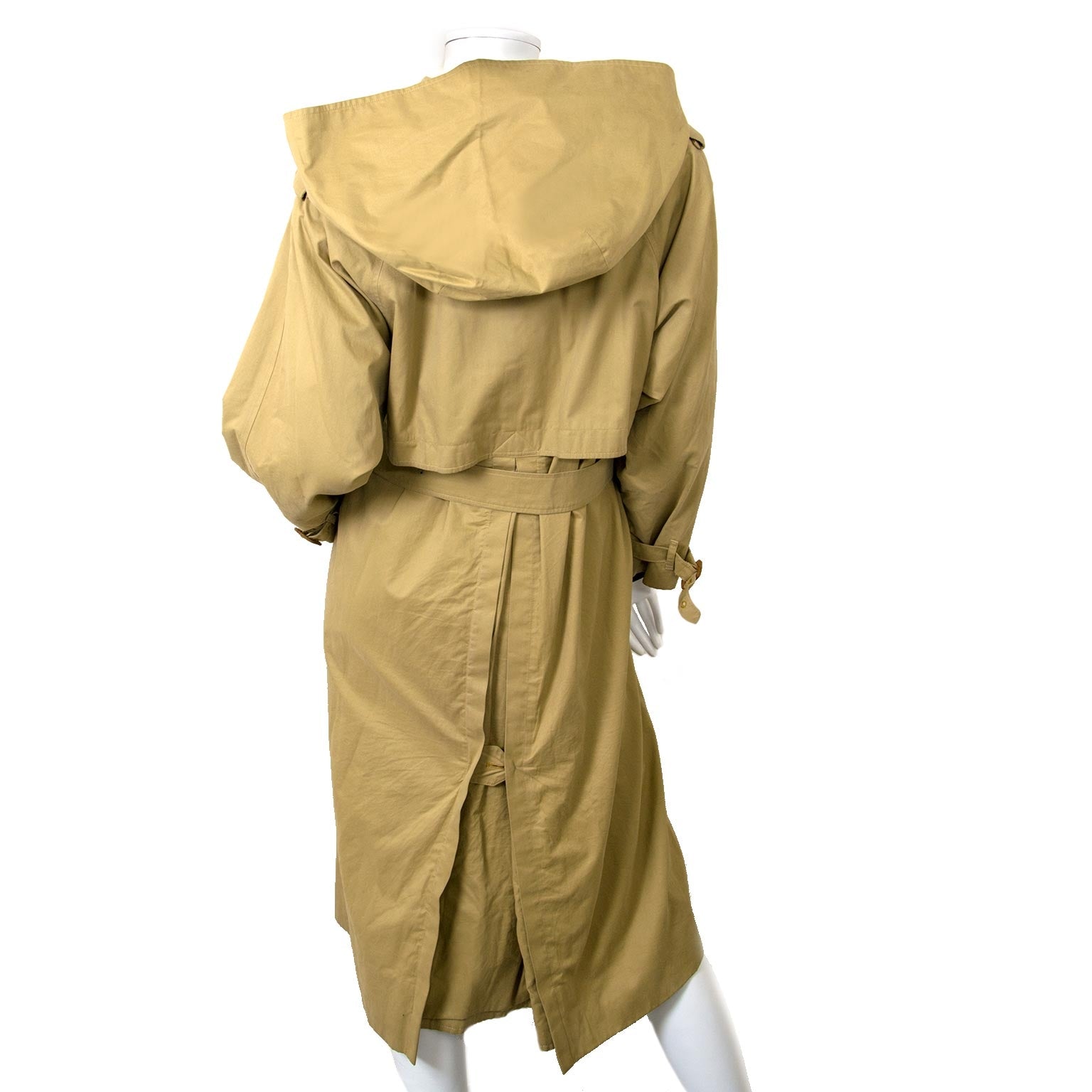 Burberry Cotton Trench Coat now for sale at labellov vintage fashion webshop belgium