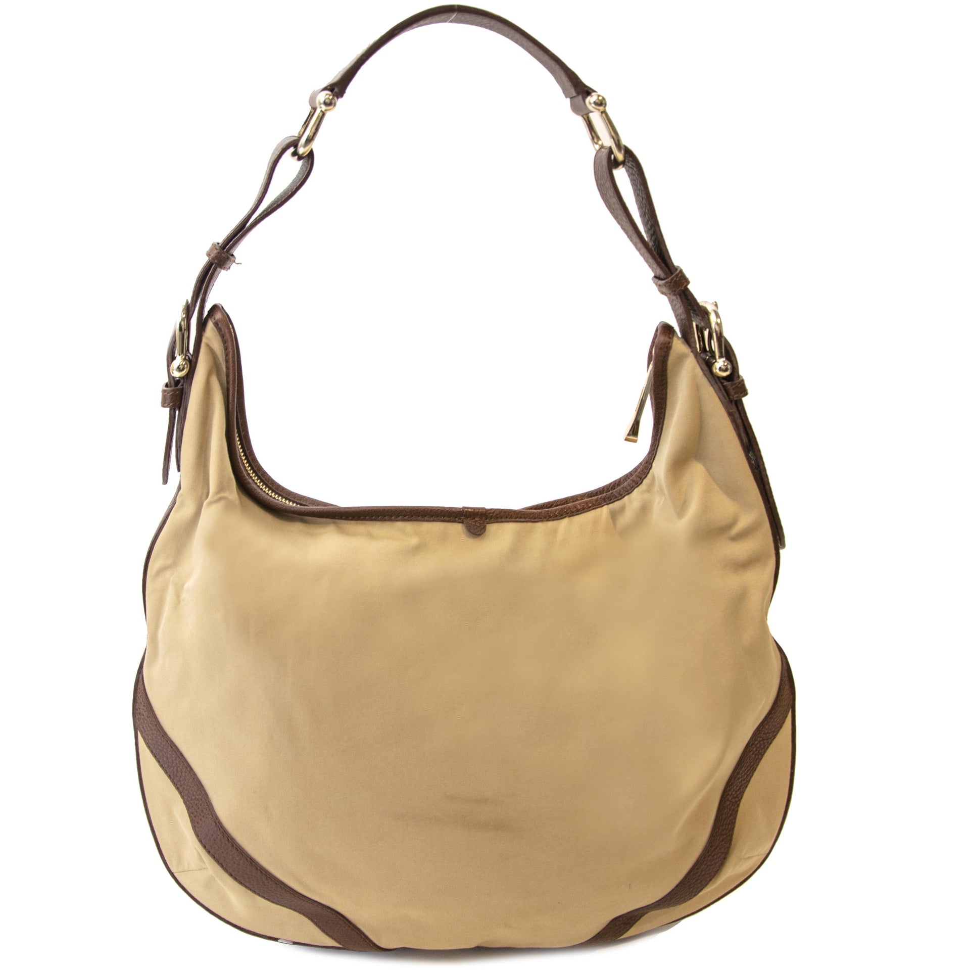 Beige Burberry Shoulder Bag at Labellov. Vintage designerhandbags at a fair price