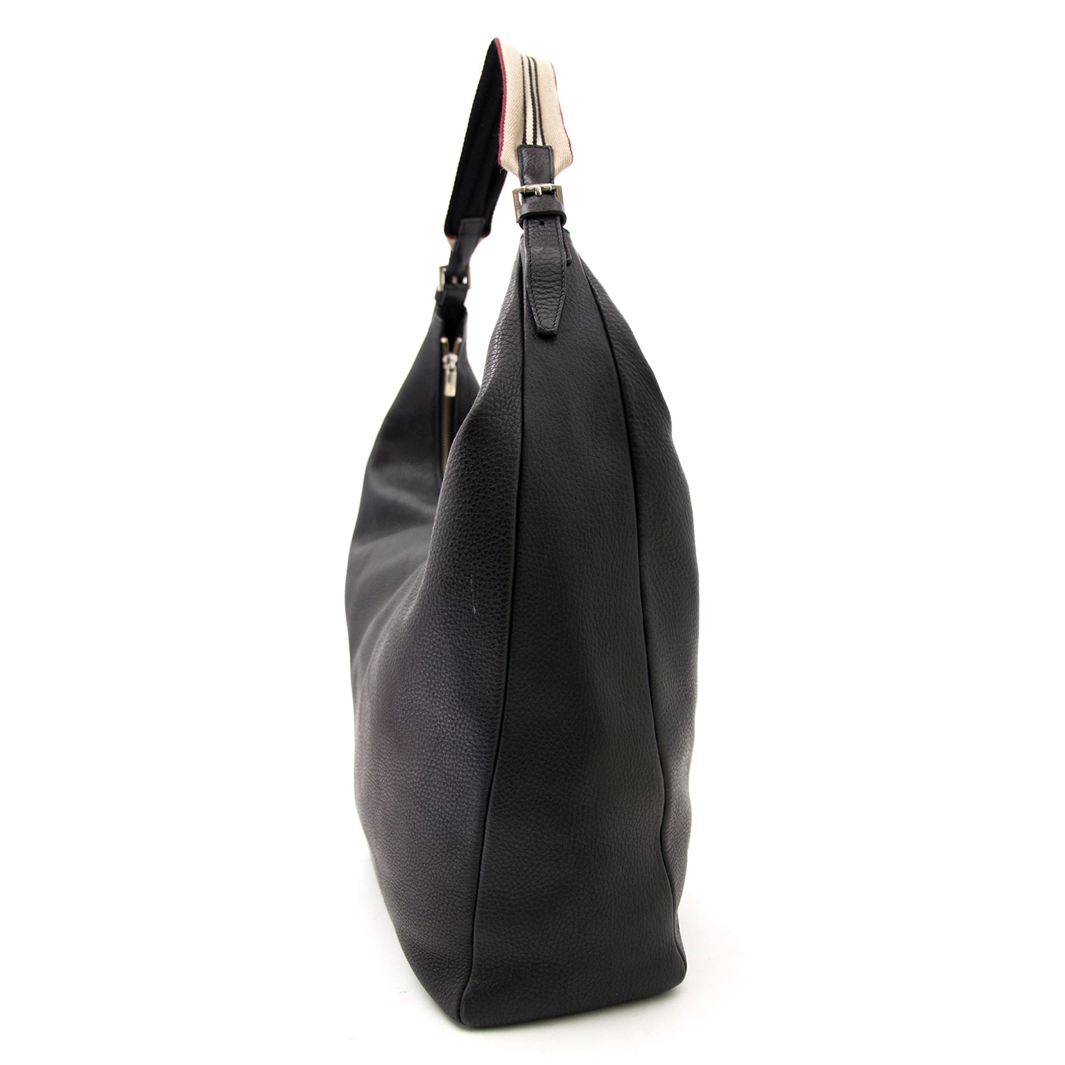 Koop nu zonder risico een authentieke Burberry Zwarte Hobo tas op www.labellov.com aan de beste prijs in 2017.