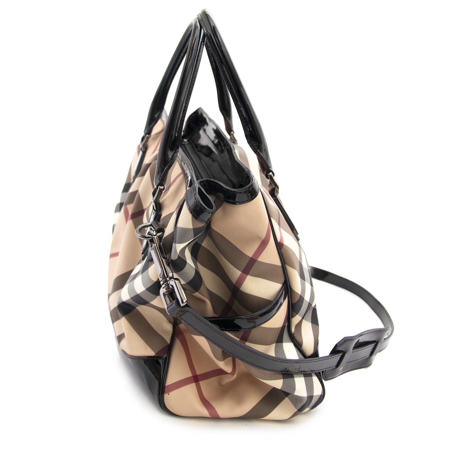 labellov.com te antwerpen, de luxe tweedehands webshop tegen de beste prijzen Burberry Nova Check schoudertas