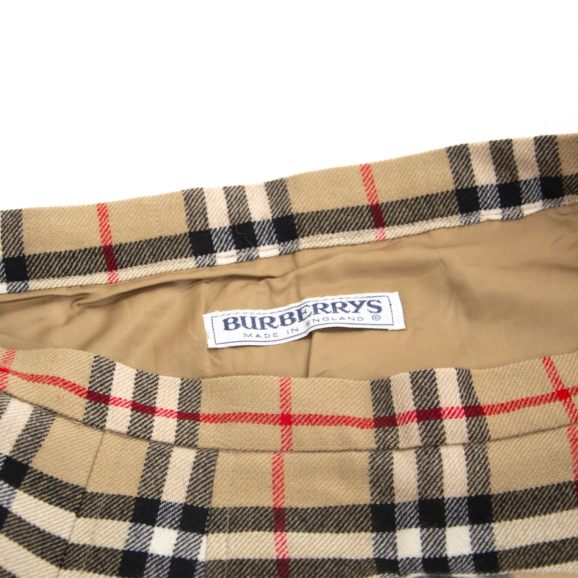 koop jou tweedehands Burberry Check Wool Skirt veilig online