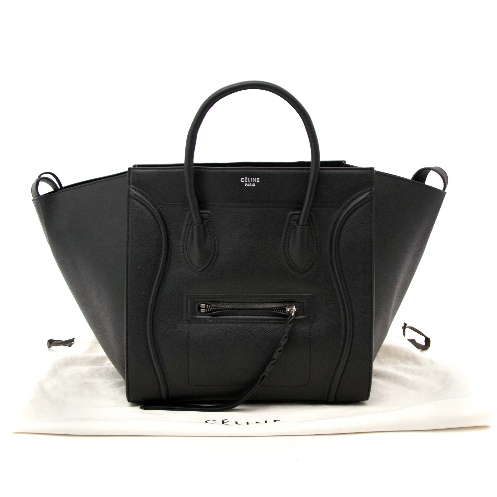 zoek jij online tweedehands searching for a secondhand Céline Black Phantom Bag? ? aan de beste prijs antwerpen