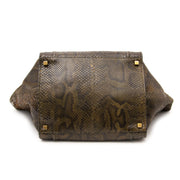 Sell your authentic designer bags such as Céline Medium Phantom Luggage Tote in Antwerp